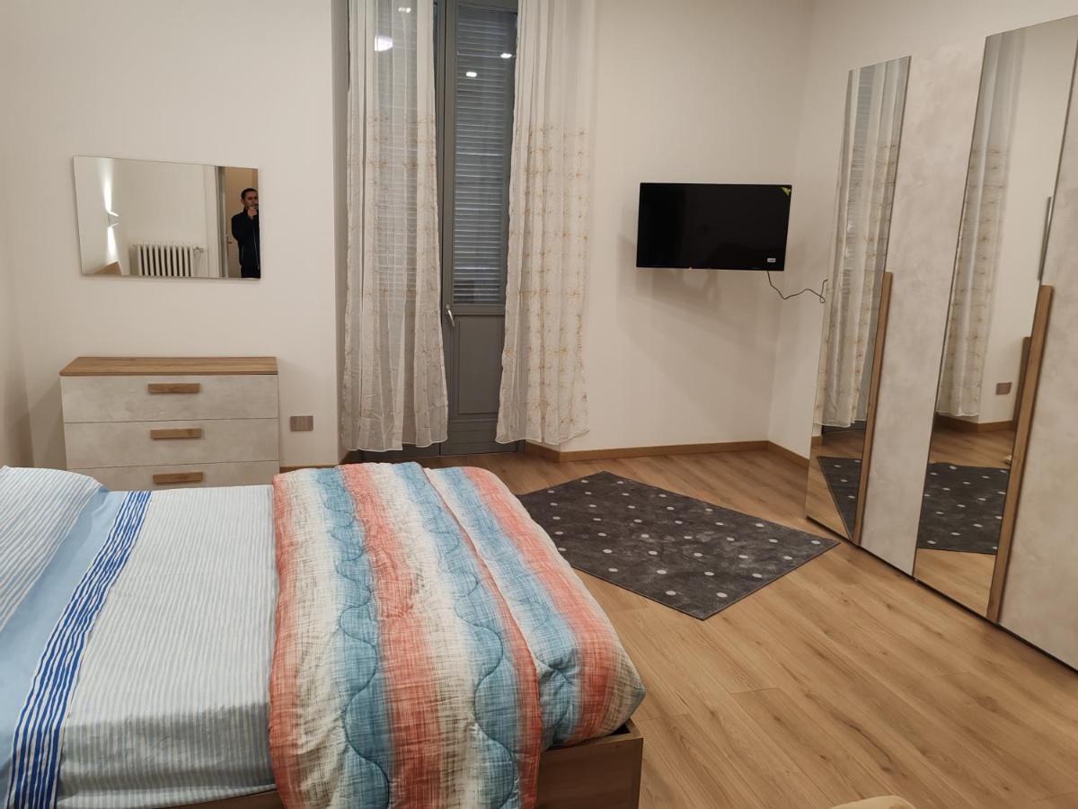 Appartamenti Lungo Fiume 506 Sesto Calende Exterior photo